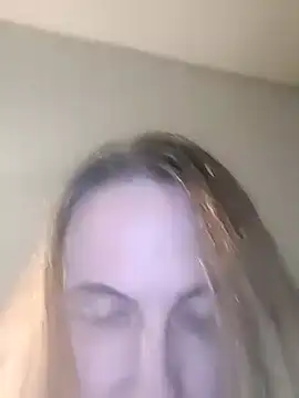 Evelina cute online show from 8, 11, 2025