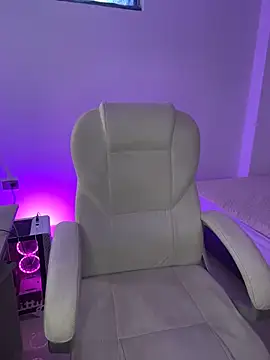 nyna 1 online show from 18, 1, 2026