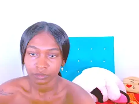 Snapshot of ladypussy69 chatting on 12, 12, 2024 ladypussy69 online show from 12, 12, 2024