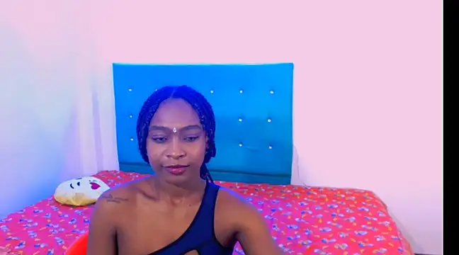 Snapshot of ladypussy69 chatting on 8, 2, 2025 ladypussy69 online show from 8, 2, 2025