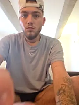 Snapshot of incr18 chatting on 4, 2, 2026 incr18 online show from 4, 2, 2026