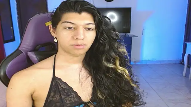 engielphoenis14 online show from 5, 2, 2026