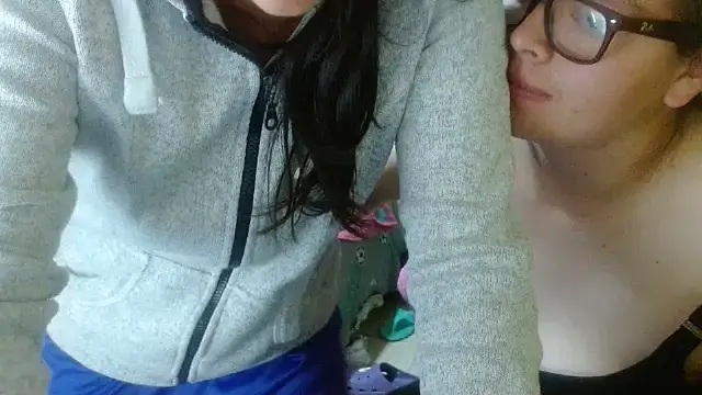 clayre and jill online show from 6, 10, 2025