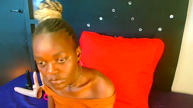 Snapshot of VANESAAMBER23 chatting on 17, 9, 2025 VANESAAMBER23 online show from 17, 9, 2025