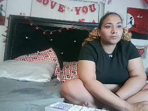 MrAndMrsCrook online show from 22, 2, 2025