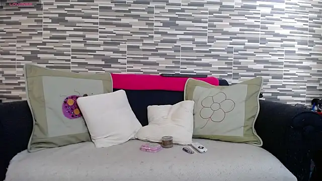 Snapshot of VioletaGomezCo chatting on 7, 8, 2026 VioletaGomezCo online show from 7, 8, 2026
