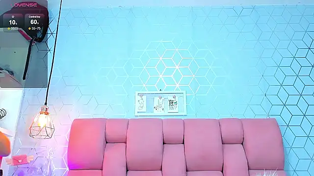 Snapshot of Zoebraham chatting on 5, 12, 2024 Zoebraham online show from 5, 12, 2024