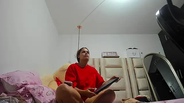 Snapshot of Zoebraham chatting on 14, 7, 2026 Zoebraham online show from 14, 7, 2026