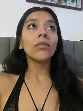 BrittanyDiaz online show from 27, 7, 2026