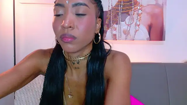 Snapshot of cristal_subin69 chatting on 20, 6, 2026 cristal subin69 online show from 20, 6, 2026