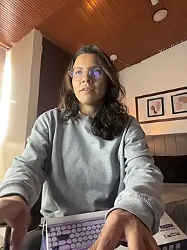 karlamorris  online show from 10, 6, 2026