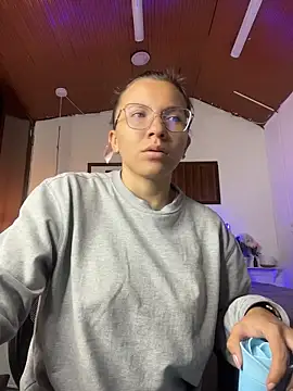 karlamorris  online show from 29, 6, 2026