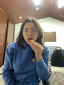 karlamorris  online show from 22, 7, 2026