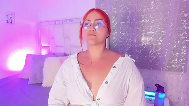 LeahxBarker online show from 30, 9, 2025