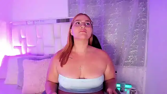 LeahxBarker online show from 25, 4, 2026