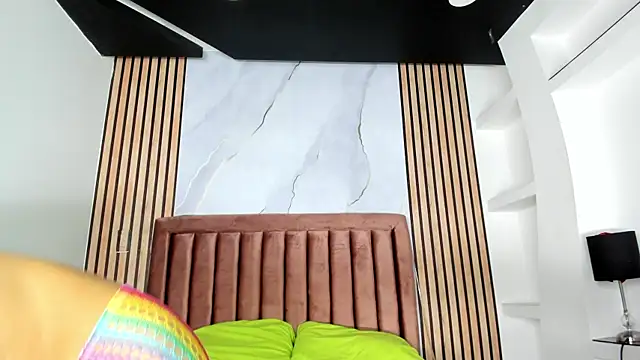 Snapshot of ChloeParkss_ chatting on 6, 2, 2025 ChloeParkss online show from 6, 2, 2025