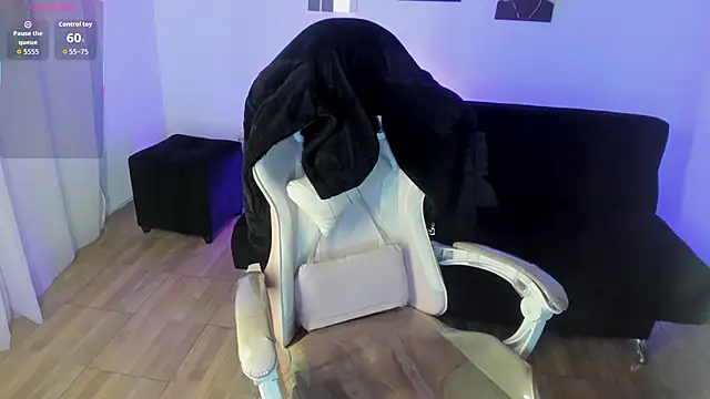 lunitaa18 online show from 21, 10, 2025