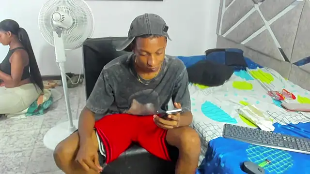 EvaxEmma online show from 16, 12, 2025