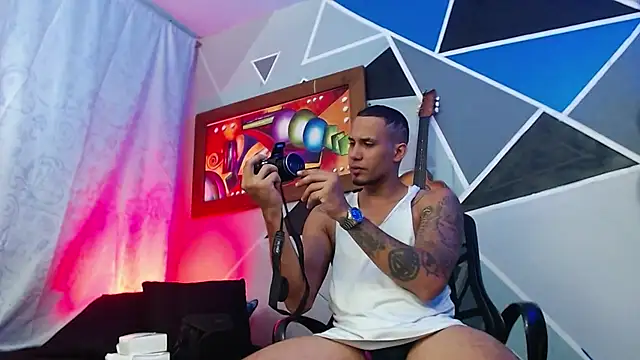 Snapshot of MagnusFrost chatting on 20, 3, 2026 MagnusFrost online show from 20, 3, 2026