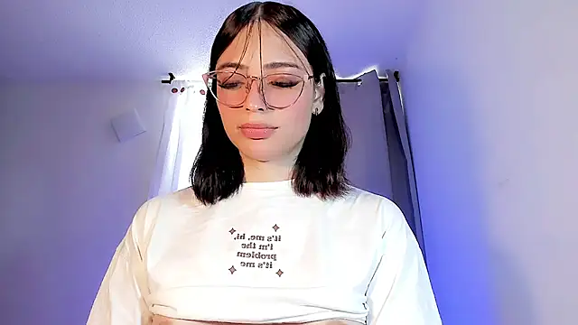 Snapshot of Valentina_Alba chatting on 21, 3, 2025 Valentina Alba online show from 21, 3, 2025