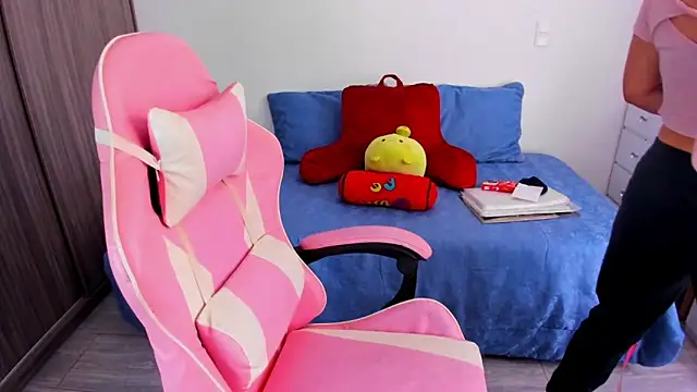 Sofi Martinezz0 online show from 21, 9, 2025