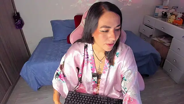 Sofi Martinezz0 online show from 24, 9, 2025