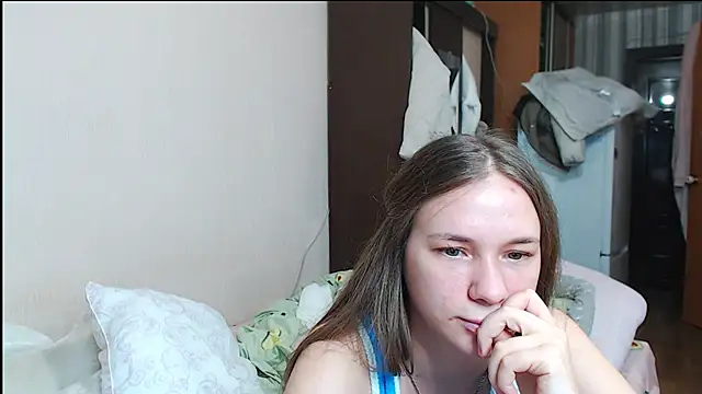 Snapshot of leila_bambi_ chatting on 10, 1, 2025 leila bambi  online show from 10, 1, 2025