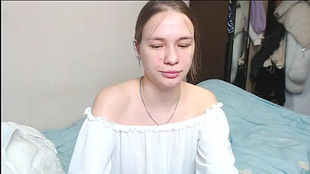 Snapshot of leila_bambi_ chatting on 5, 2, 2025 leila bambi  online show from 5, 2, 2025