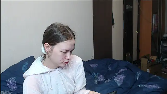 Snapshot of leila_bambi_ chatting on 13, 3, 2025 leila bambi  online show from 13, 3, 2025