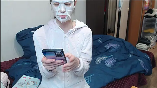 Snapshot of leila_bambi_ chatting on 14, 3, 2025 leila bambi  online show from 14, 3, 2025