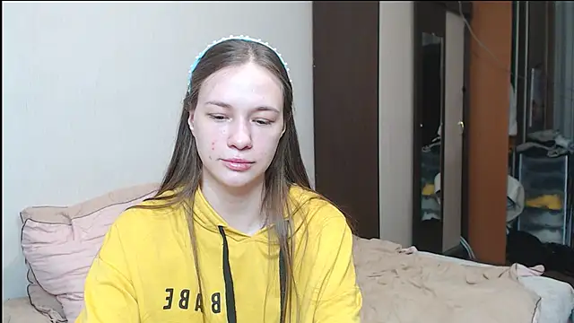 Snapshot of leila_bambi_ chatting on 18, 3, 2025 leila bambi  online show from 18, 3, 2025