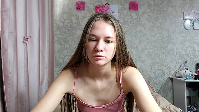 Snapshot of leila_bambi_ chatting on 9, 10, 2025 leila bambi  online show from 9, 10, 2025