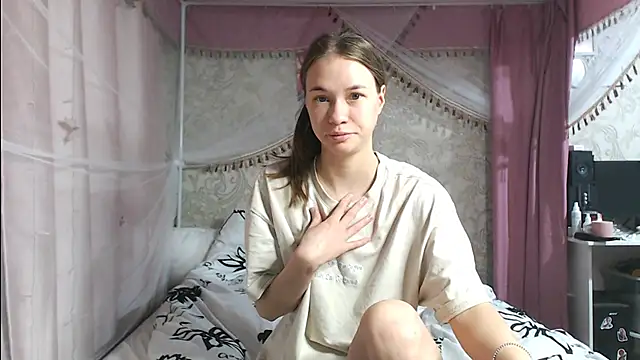 leila bambi  online show from 21, 11, 2025