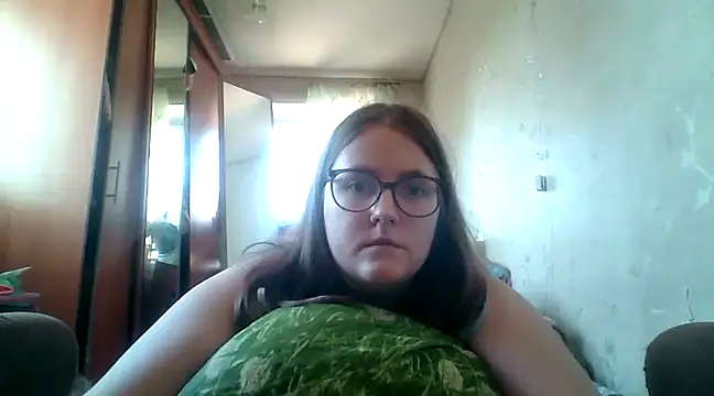 Snapshot of DesireMelissa chatting on 27, 2, 2025 DesireMelissa online show from 27, 2, 2025