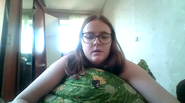 Snapshot of DesireMelissa chatting on 28, 2, 2025 DesireMelissa online show from 28, 2, 2025