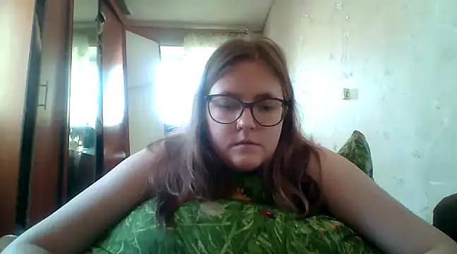 Snapshot of DesireMelissa chatting on 1, 3, 2025 DesireMelissa online show from 1, 3, 2025