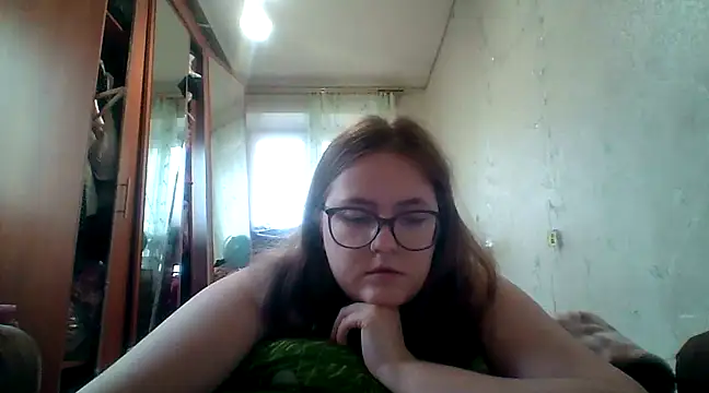 Snapshot of DesireMelissa chatting on 6, 3, 2025 DesireMelissa online show from 6, 3, 2025