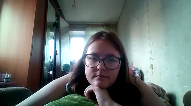 Snapshot of DesireMelissa chatting on 10, 3, 2025 DesireMelissa online show from 10, 3, 2025