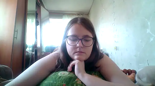 Snapshot of DesireMelissa chatting on 14, 3, 2025 DesireMelissa online show from 14, 3, 2025