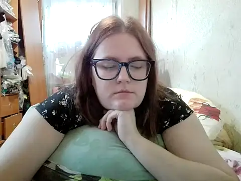 Snapshot of DesireMelissa chatting on 3, 12, 2025 DesireMelissa online show from 3, 12, 2025