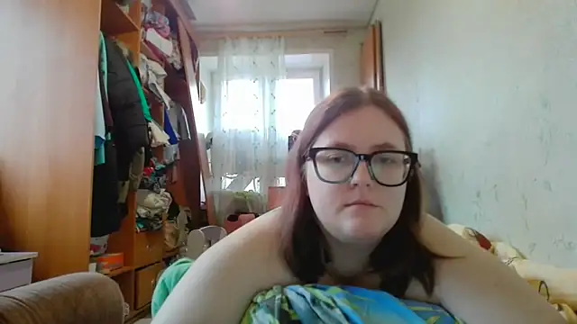 Snapshot of DesireMelissa chatting on 19, 12, 2025 DesireMelissa online show from 19, 12, 2025