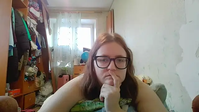 Snapshot of DesireMelissa chatting on 21, 12, 2025 DesireMelissa online show from 21, 12, 2025