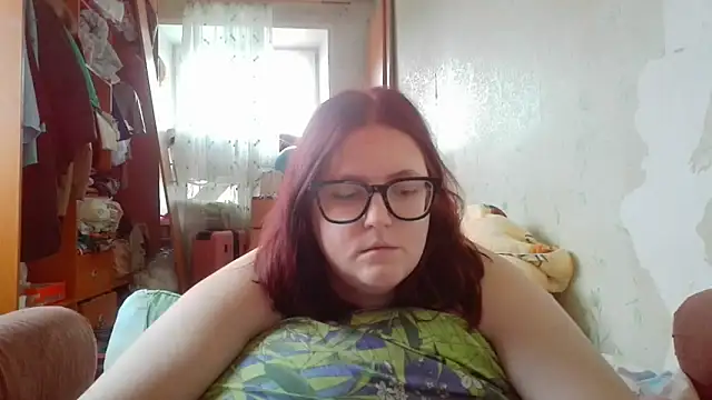 Snapshot of DesireMelissa chatting on 22, 12, 2025 DesireMelissa online show from 22, 12, 2025