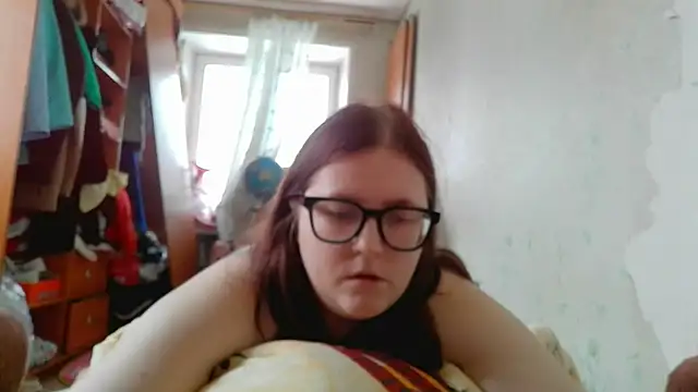 Snapshot of DesireMelissa chatting on 5, 3, 2026 DesireMelissa online show from 5, 3, 2026