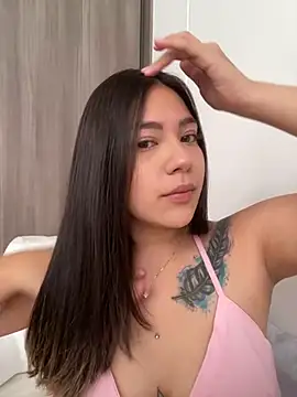 Latina vanessa online show from 14, 1, 2025