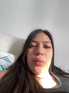 Latina vanessa online show from 29, 11, 2025