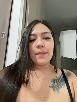 Latina vanessa online show from 19, 12, 2025