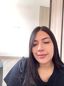 Latina vanessa online show from 14, 1, 2026