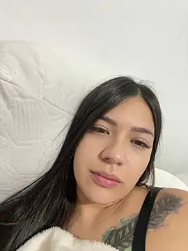 Latina vanessa online show from 1, 2, 2026