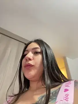 Latina vanessa online show from 9, 2, 2026